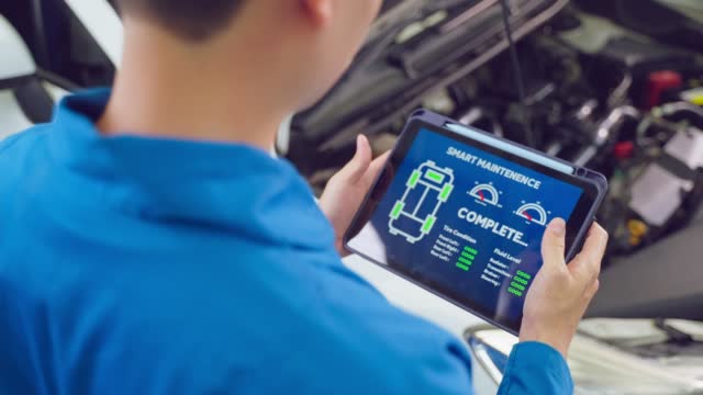 Troubleshooting Made Easy: How Car Diagnostic Tablets Simplify Repairs.